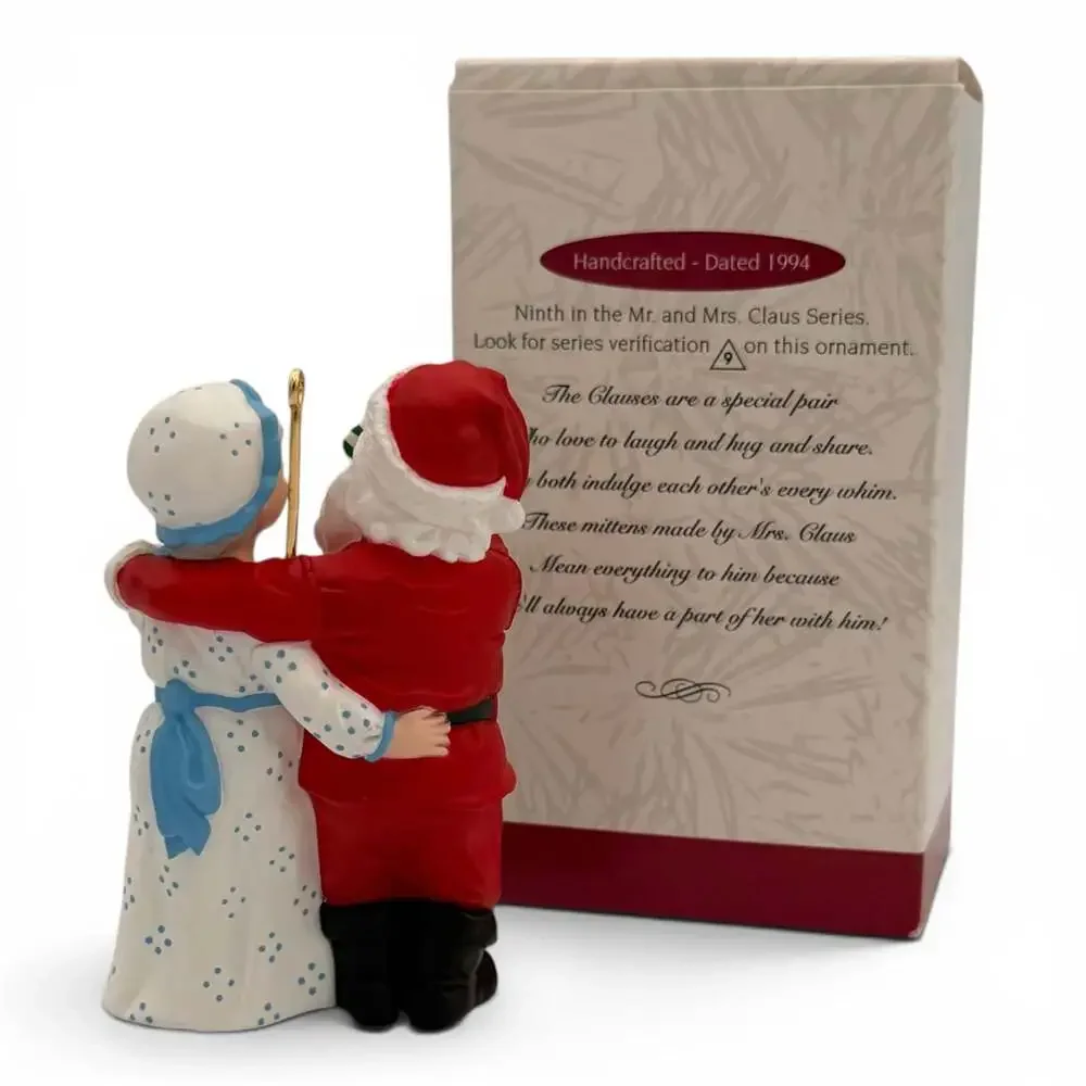 Hallmark Keepsake A Handwarming Present Mr and Mrs Claus Ornament 1994